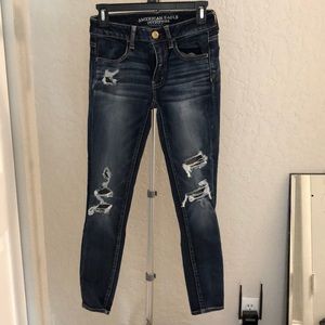 American Eagle Distressed Jeans Size 2 Short